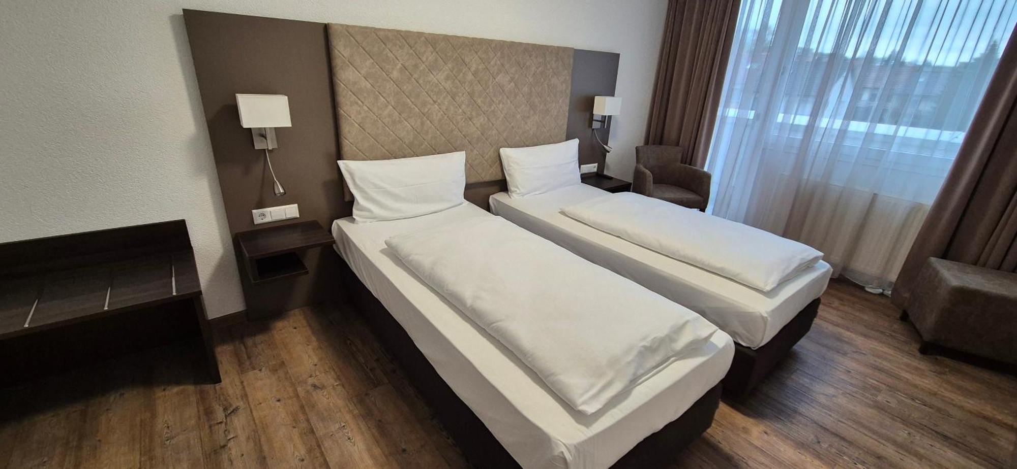 Melvi Hotel Гёппинген Экстерьер фото